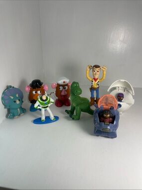 Toy Story /Lightyear Characters Figure Set - Multicolor